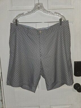 Peter Millar Performance Golf Shorts Gray Skull & Crossbones Print..38